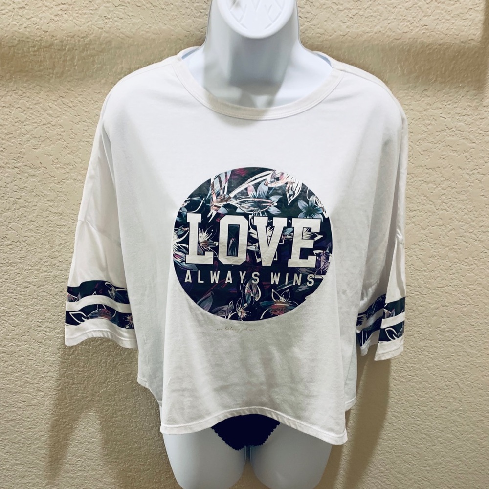 Betsey Johnson Top M